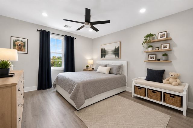 241 Carver Road 8, Plymouth, MA 02360