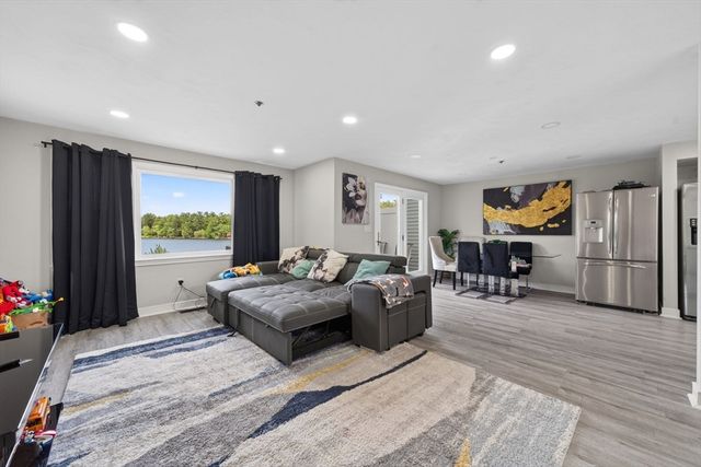 241 Carver Road 8, Plymouth, MA 02360
