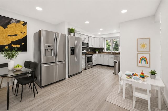 241 Carver Road 8, Plymouth, MA 02360