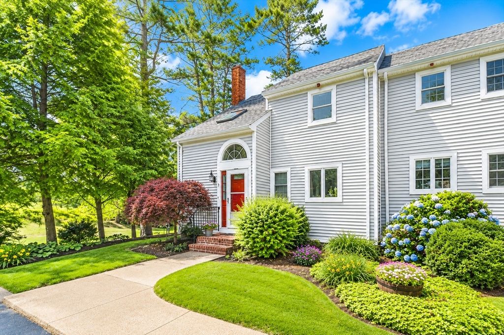241 Carver Road 8, Plymouth, MA 02360