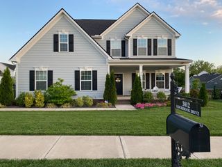 3012 Ledgebrook Dr, Franklin, TN 37064