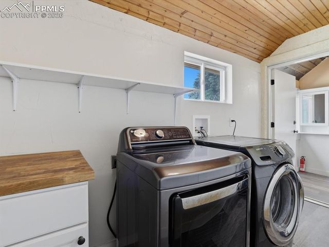 3306 W Colorado Avenue, Colorado Springs, CO 80904