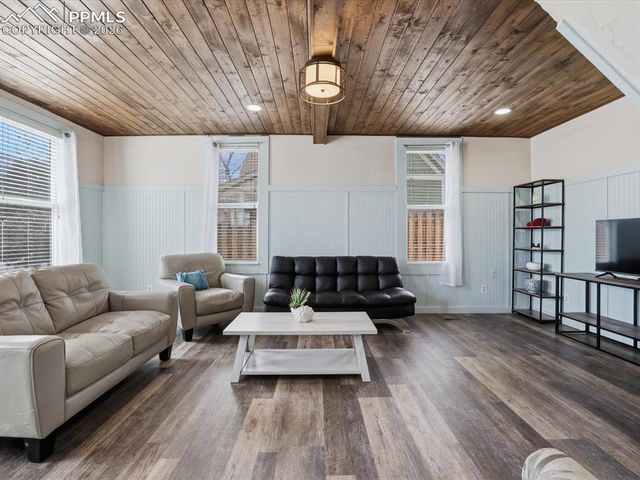 3306 W Colorado Avenue, Colorado Springs, CO 80904
