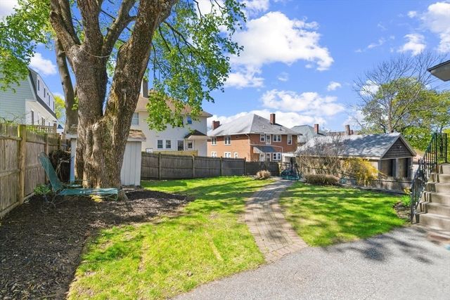 9 Governors Avenue 2, Winchester, MA 01890