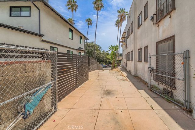 1427 Laveta, Los Angeles, CA 90026