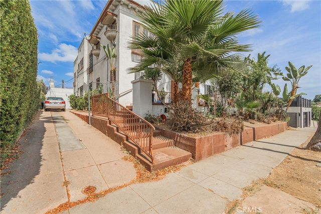 1427 Laveta, Los Angeles, CA 90026