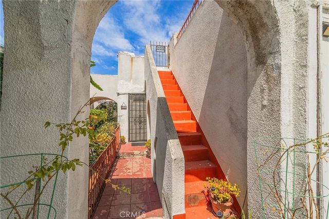 1427 Laveta, Los Angeles, CA 90026