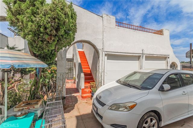 1427 Laveta, Los Angeles, CA 90026