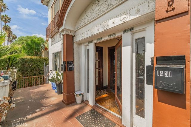 1427 Laveta, Los Angeles, CA 90026