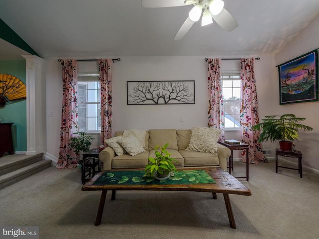 3202 CHARING CROSS, Wilmington, DE 19808