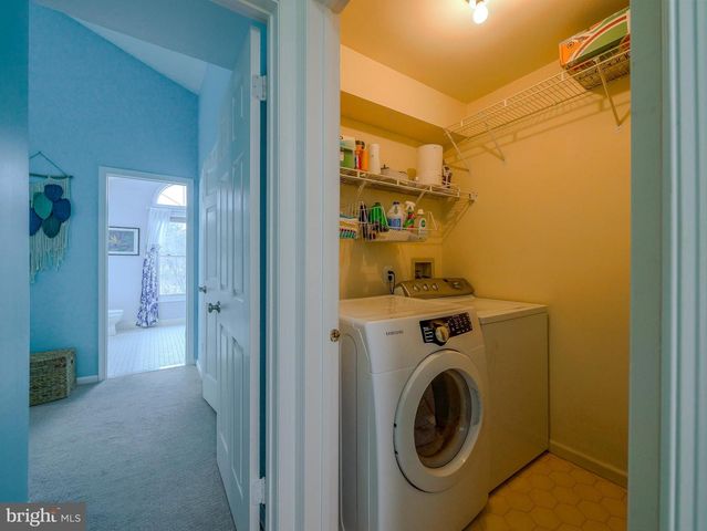 3202 CHARING CROSS, Wilmington, DE 19808