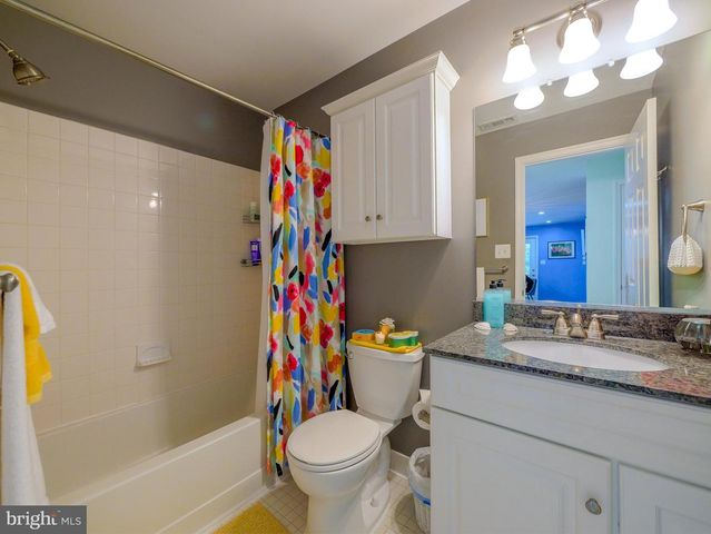 3202 CHARING CROSS, Wilmington, DE 19808