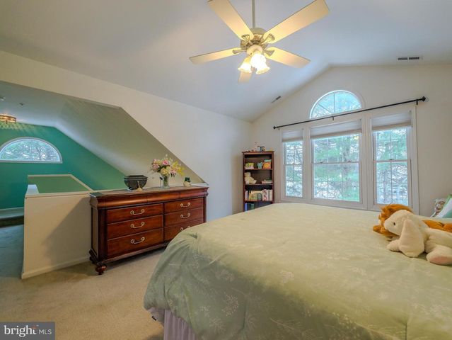 3202 CHARING CROSS, Wilmington, DE 19808