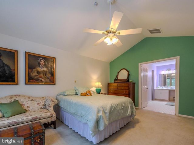 3202 CHARING CROSS, Wilmington, DE 19808