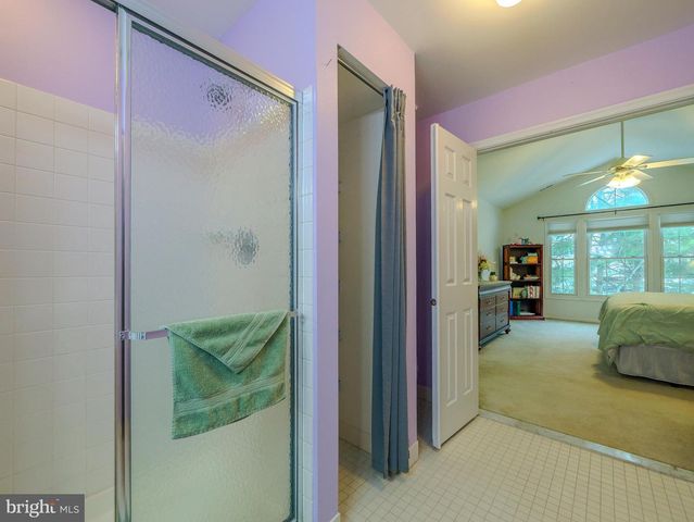 3202 CHARING CROSS, Wilmington, DE 19808