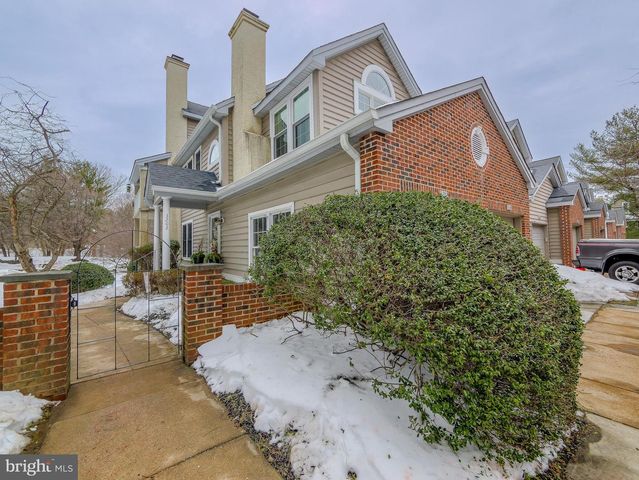 3202 CHARING CROSS, Wilmington, DE 19808