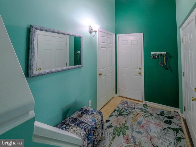 3202 CHARING CROSS, Wilmington, DE 19808