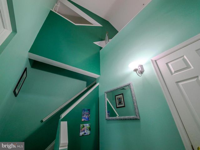 3202 CHARING CROSS, Wilmington, DE 19808