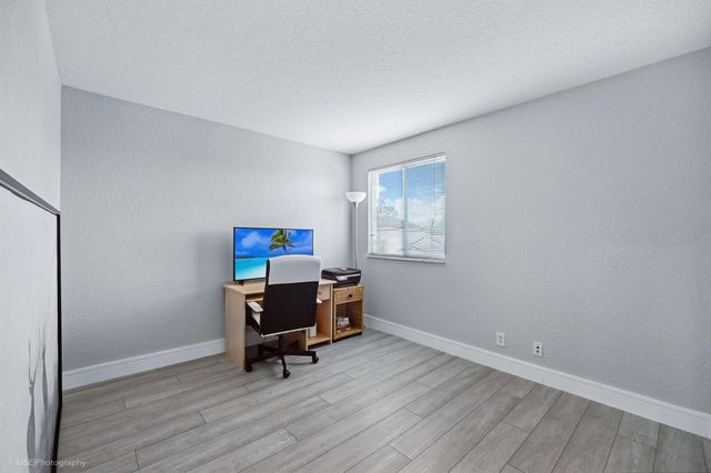 1428 CANARY ISLAND Drive, Weston, FL 33327