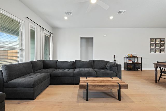 8405 Hubble WALK, Austin, TX 78744