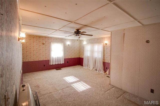 16867 Old Highway 67, Jerseyville, IL 62052