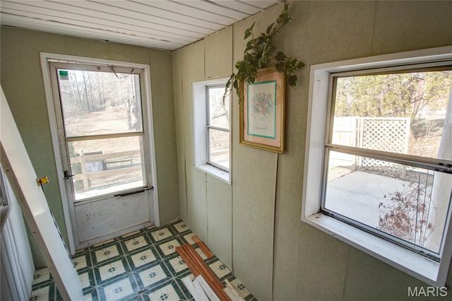 16867 Old Highway 67, Jerseyville, IL 62052