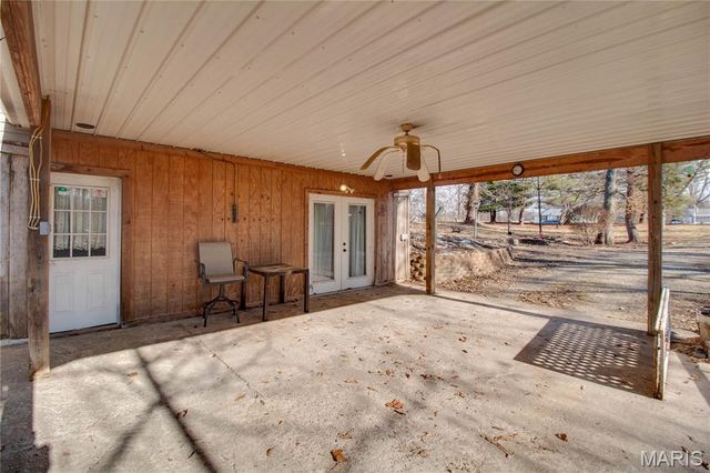 16867 Old Highway 67, Jerseyville, IL 62052