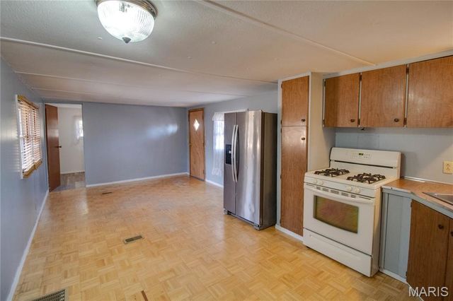 16867 Old Highway 67, Jerseyville, IL 62052