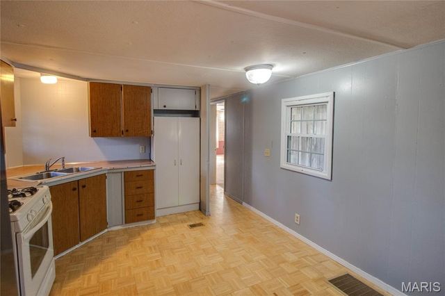 16867 Old Highway 67, Jerseyville, IL 62052