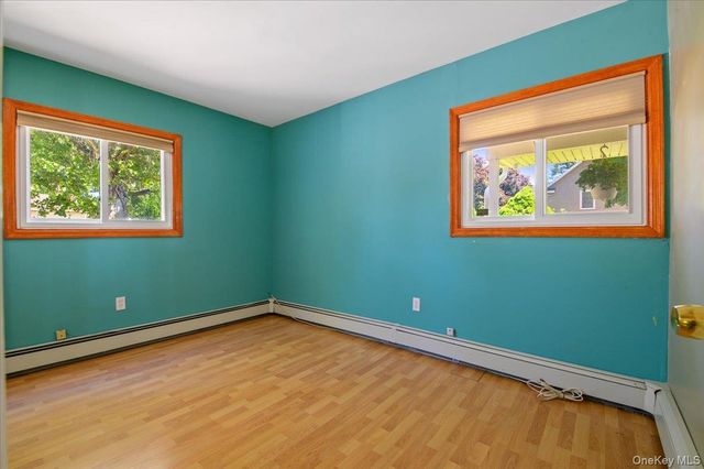 2 Bridge Lane, Hicksville, NY 11801