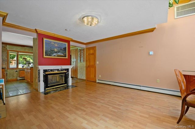 2 Bridge Lane, Hicksville, NY 11801