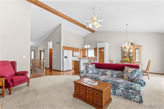 2915 Mac Arthur Drive 31, St Charles, MO 63301