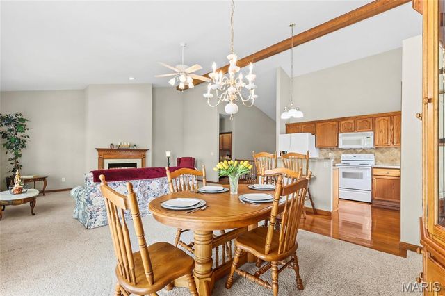 2915 Mac Arthur Drive 31, St Charles, MO 63301