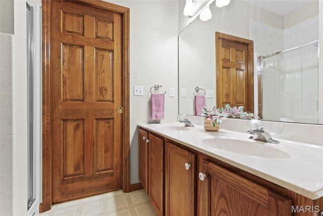 2915 Mac Arthur Drive 31, St Charles, MO 63301
