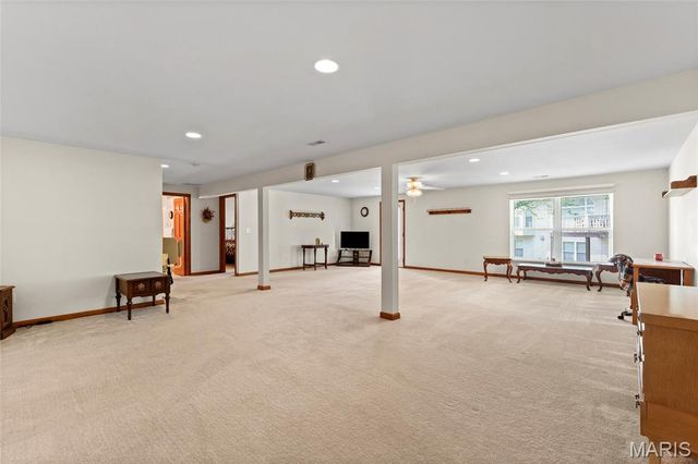 2915 Mac Arthur Drive 31, St Charles, MO 63301