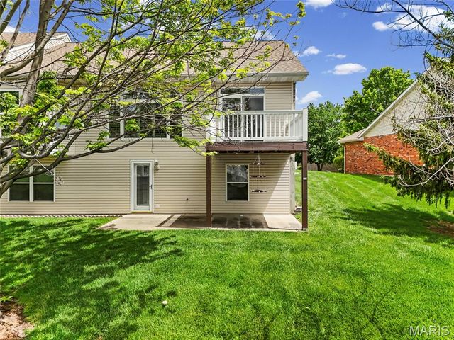 2915 Mac Arthur Drive 31, St Charles, MO 63301