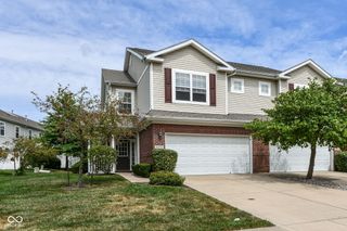 4012 Weston Pointe Drive, Zionsville, IN 46077