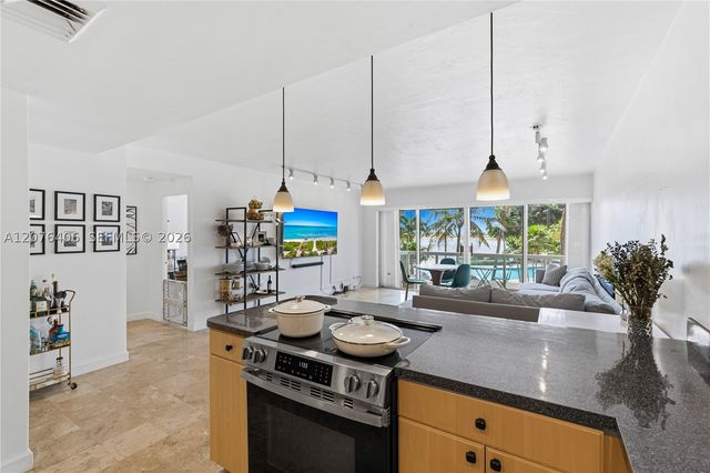 2451 Brickell Ave 2T, Miami, FL 33129