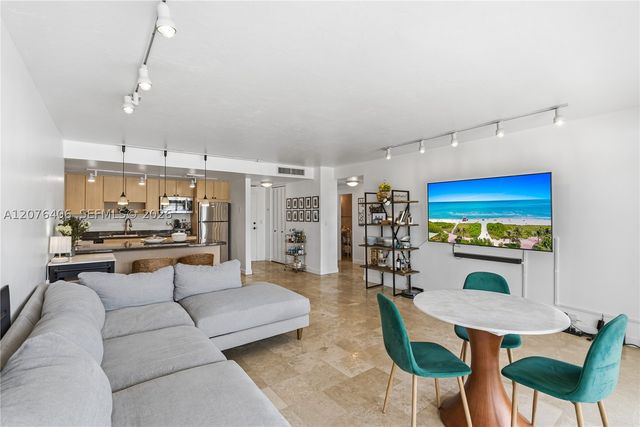 2451 Brickell Ave 2T, Miami, FL 33129