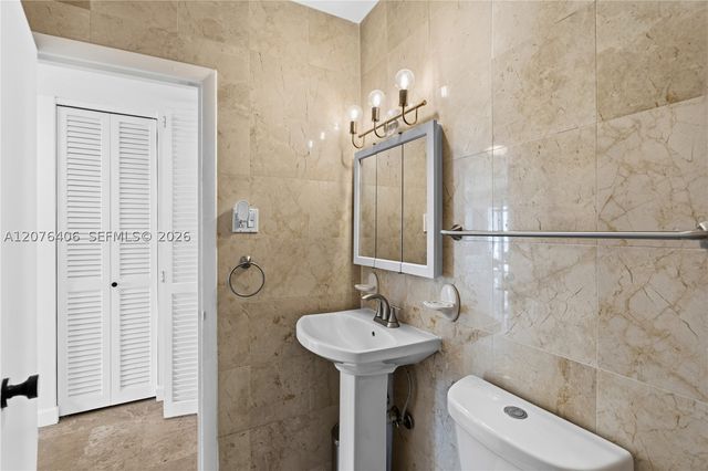 2451 Brickell Ave 2T, Miami, FL 33129