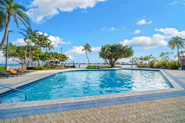 2451 Brickell Ave 2T, Miami, FL 33129