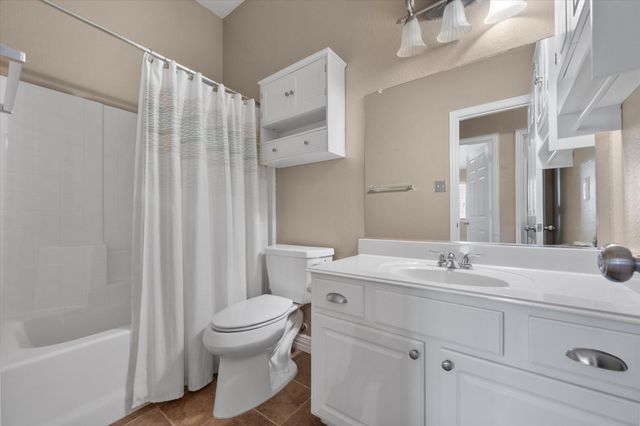 1109 Nighthawk Road, Fort Worth, TX 76108