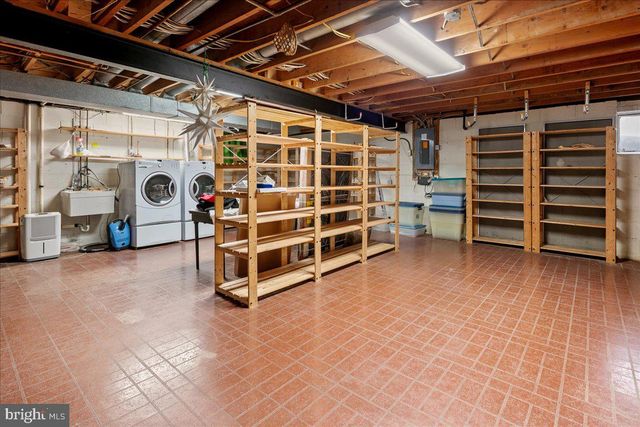 4302 ADRIENNE DR, Alexandria, VA 22309