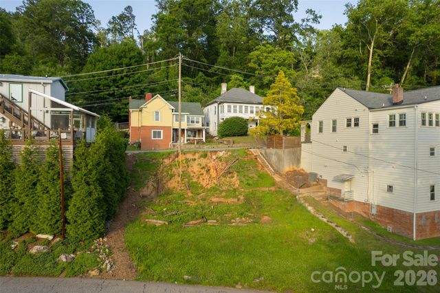 99999 College Street, Asheville, NC 28801