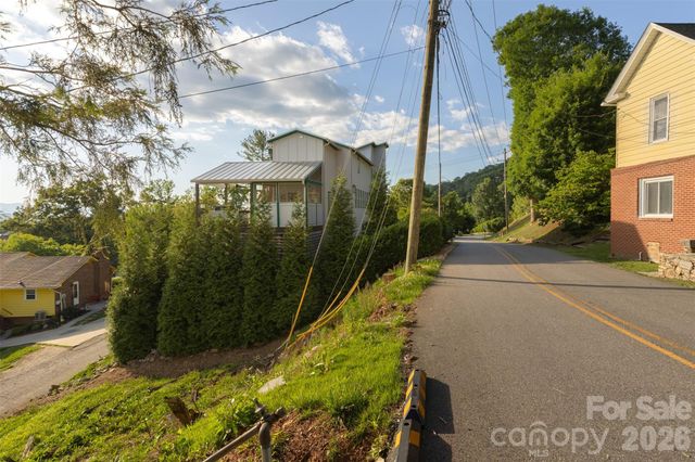 99999 College Street, Asheville, NC 28801