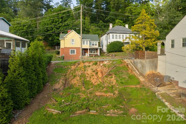99999 College Street, Asheville, NC 28801