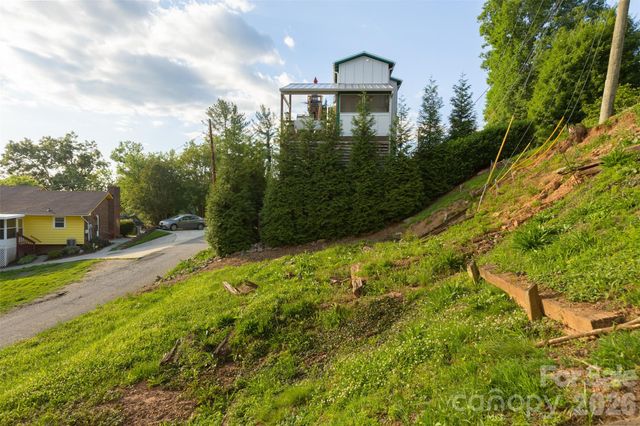 99999 College Street, Asheville, NC 28801