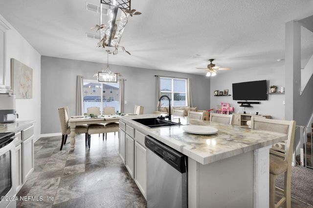 3207 CANYON FALLS Drive, Green Cove Springs, FL 32043