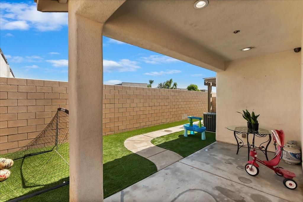 Image 24 of property listing at 82930 Corte Lucia, Indio, CA 92201