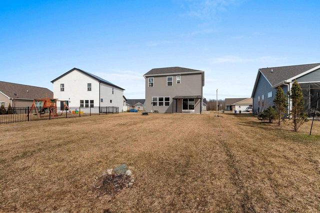 4601 N CHERRYVALE AVENUE, Appleton, WI 54913